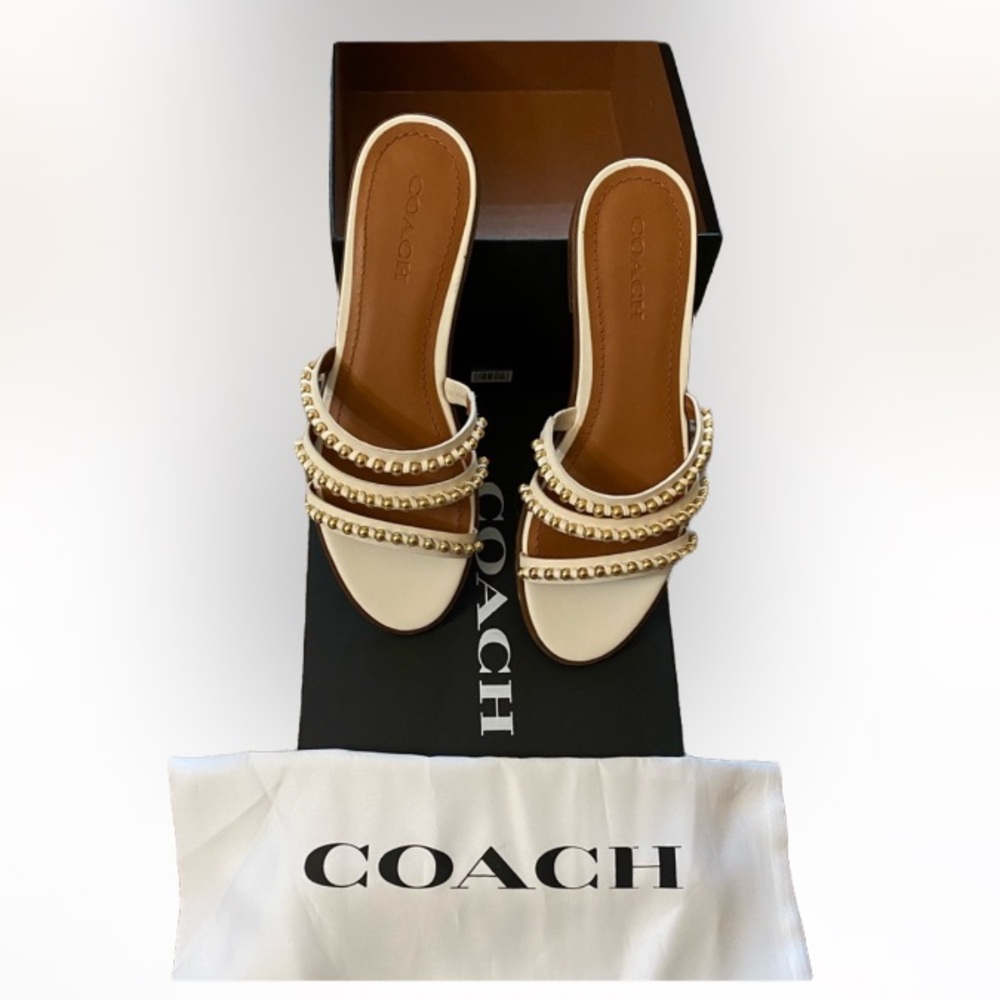 🆕 Coach Isa Studded Leather Slide Sandal
